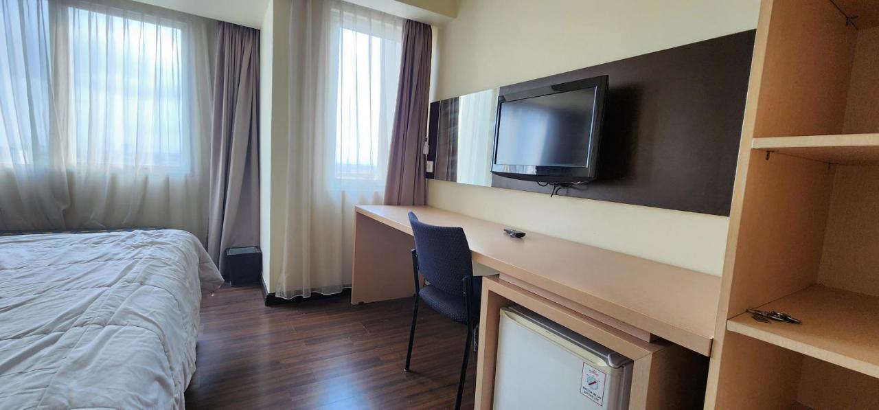 Apartemen Solo Paragon By Cariapartemen-Id Bonorejo Dış mekan fotoğraf