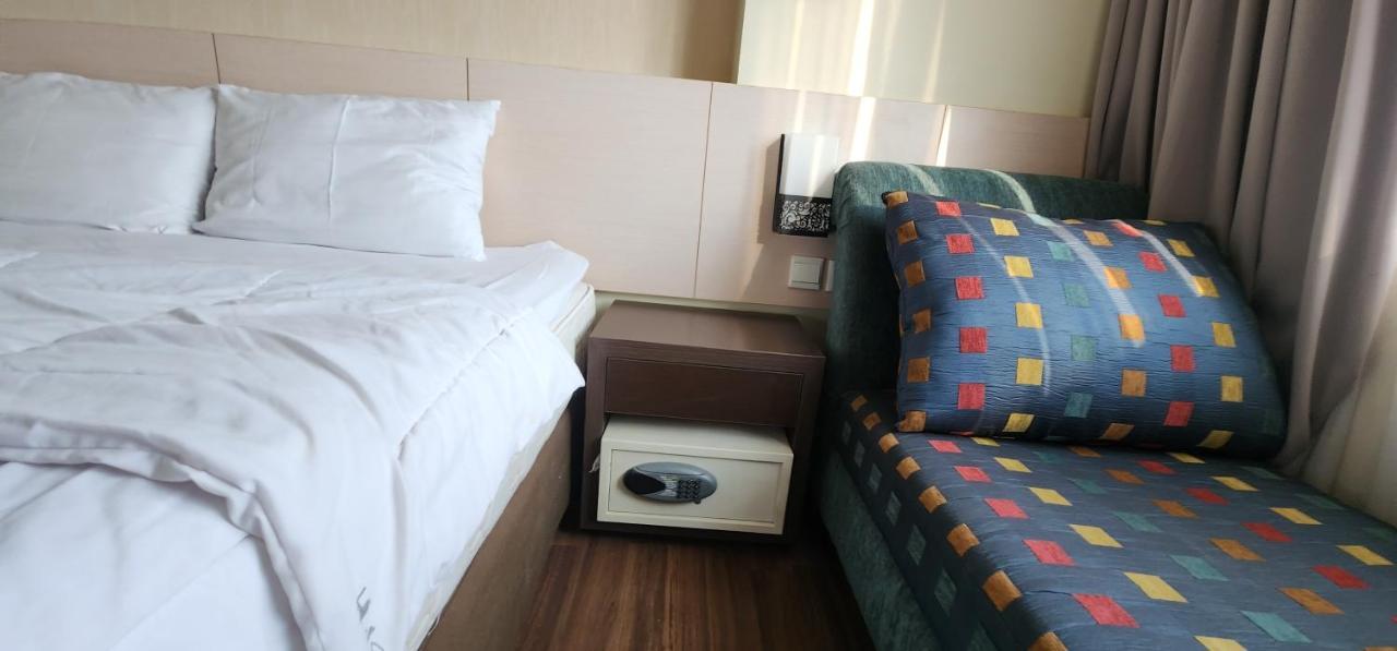 Apartemen Solo Paragon By Cariapartemen-Id Bonorejo Dış mekan fotoğraf